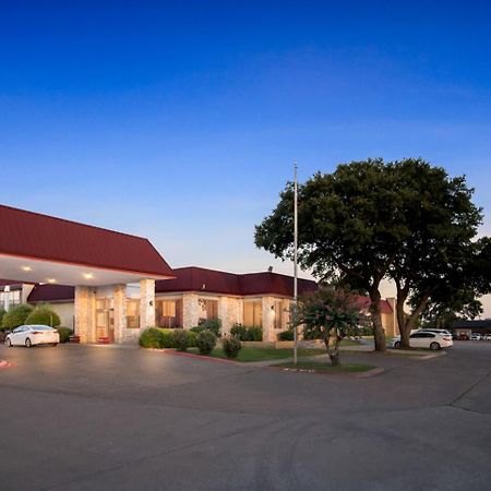 Red Roof Inn & Conference Center Mckinney Exterior photo